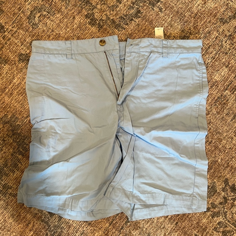 Vineyard vines shorts